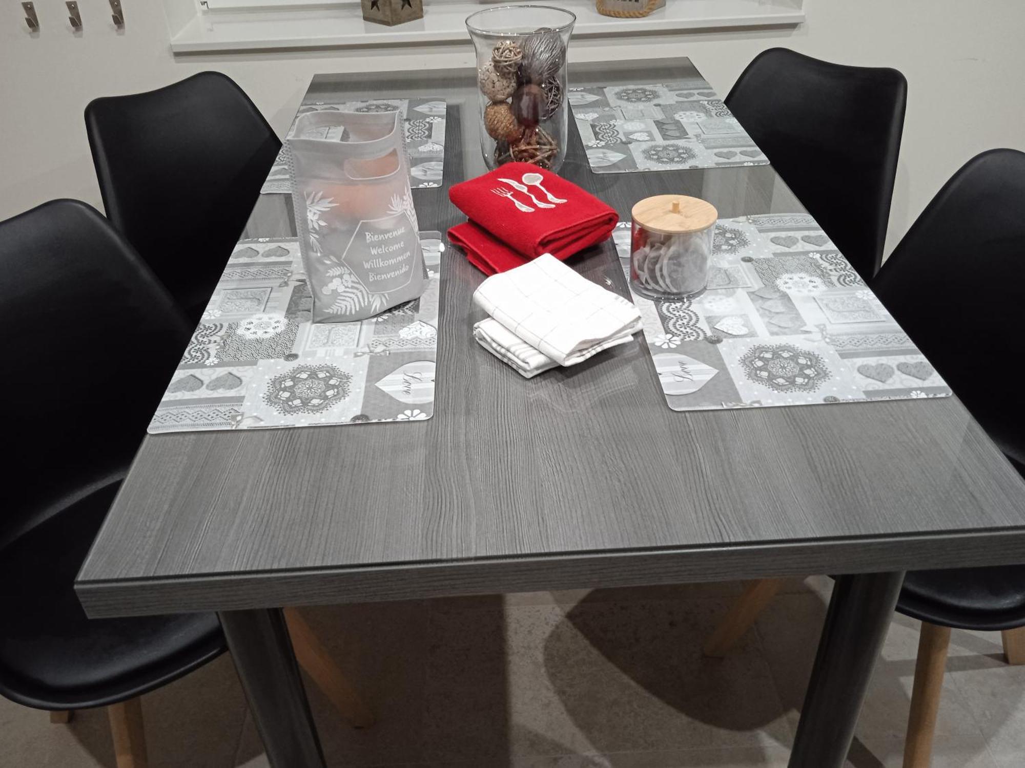 Gite Moderne Et Calme Avec Local Separe Pour Skis Et Velos Cornimont Room photo